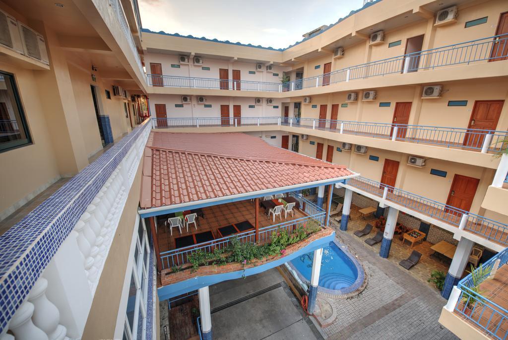 Hotel Puntarenas Beach Eksteriør billede