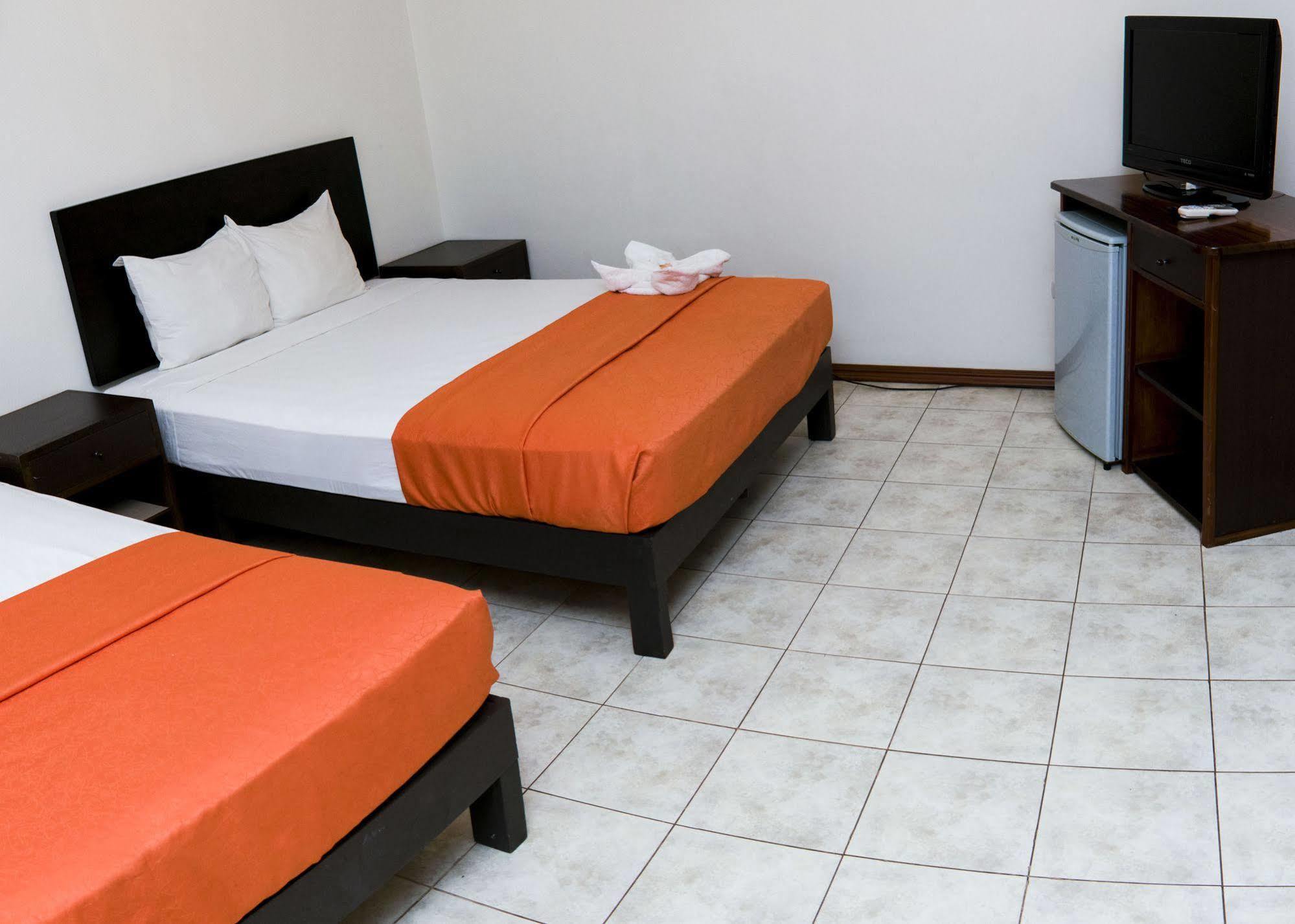 Hotel Puntarenas Beach Eksteriør billede